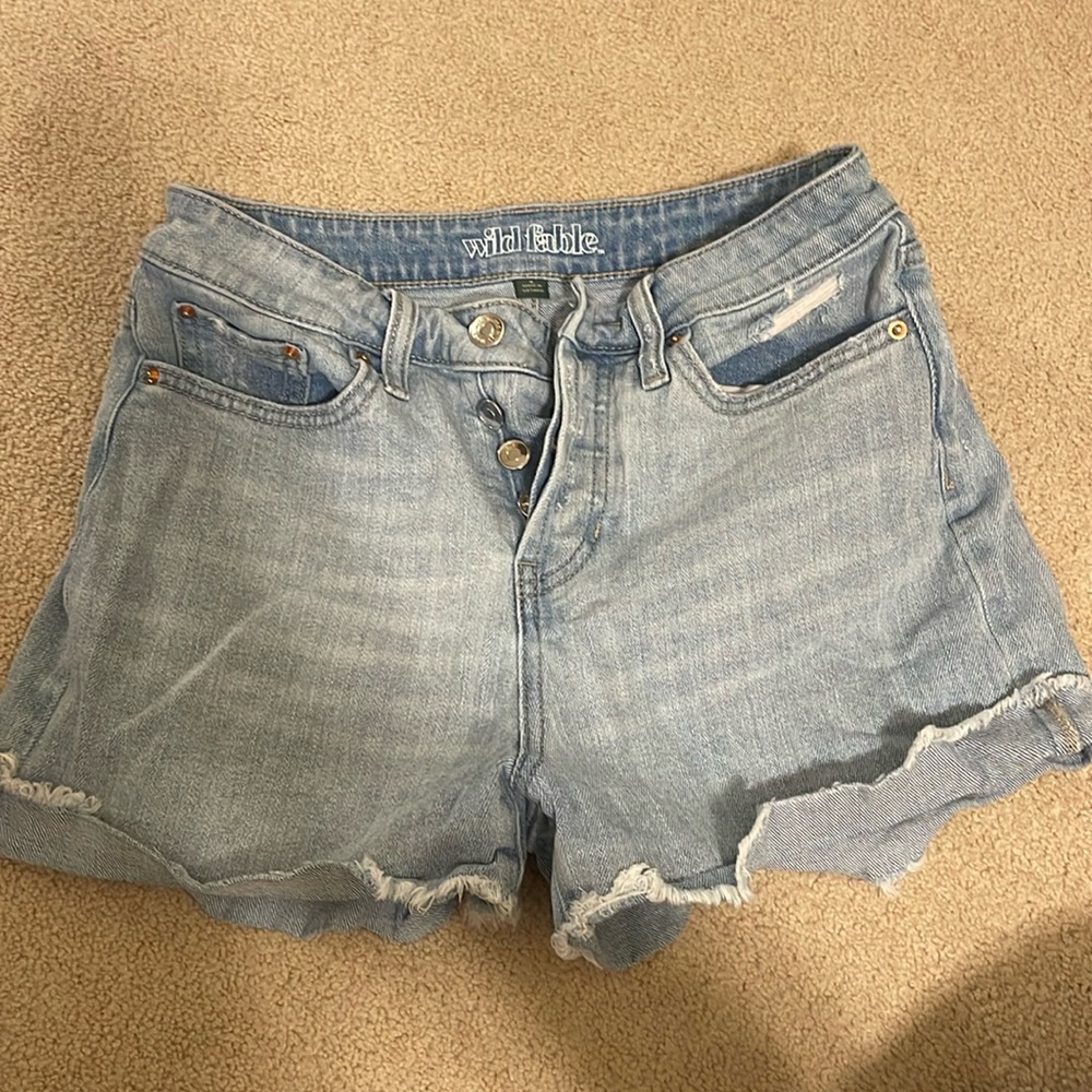 Wild Fable Size Zero Button Up Shorts
